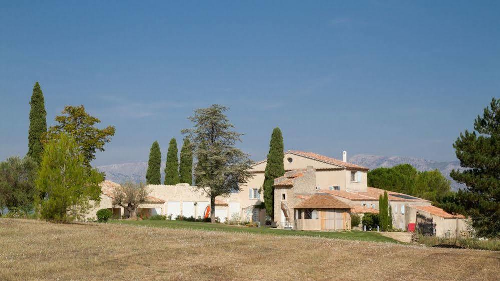 Domaine De La Pomme Otel Trets Dış mekan fotoğraf
