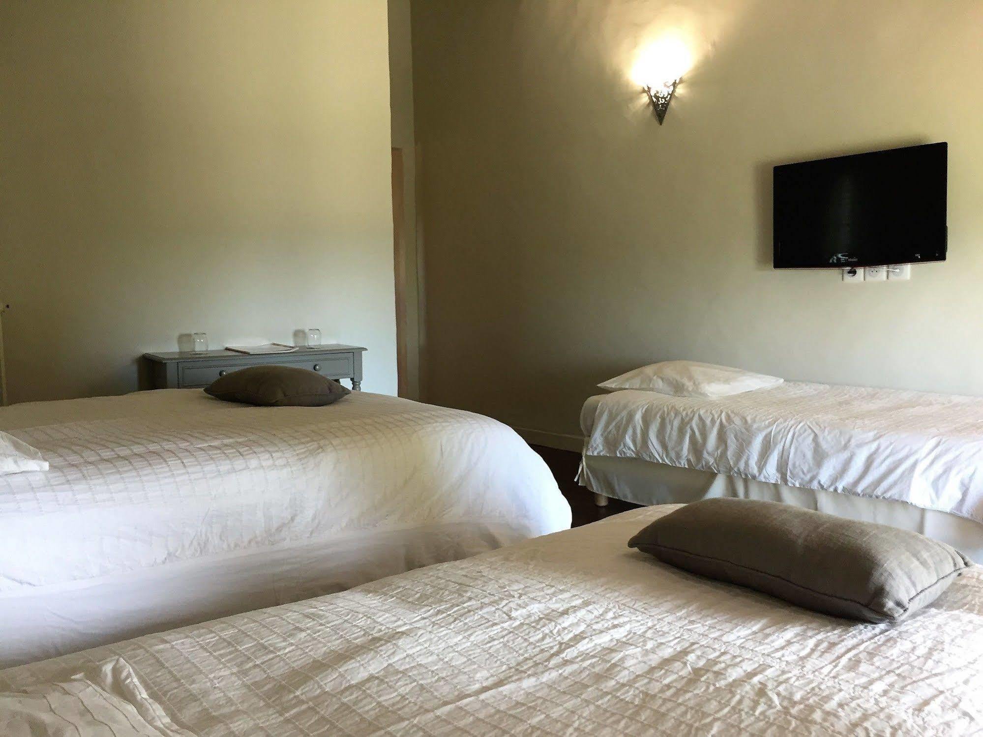 Domaine De La Pomme Otel Trets Dış mekan fotoğraf